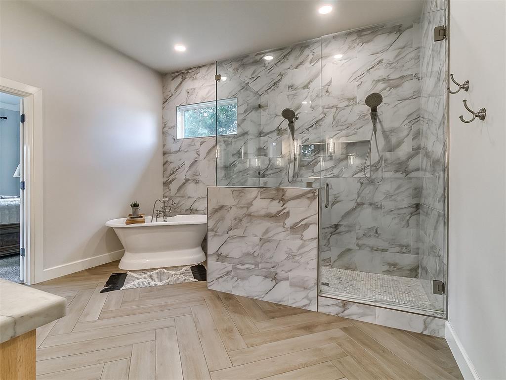 2030 Ladera Lane