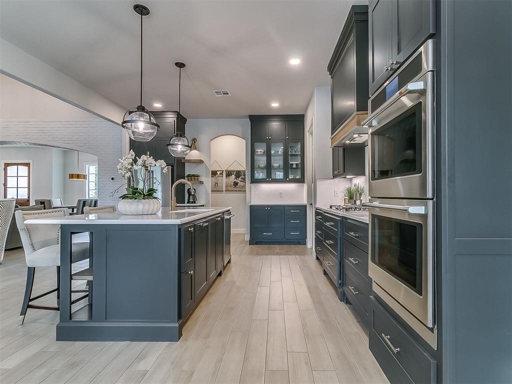 2030 Ladera Lane