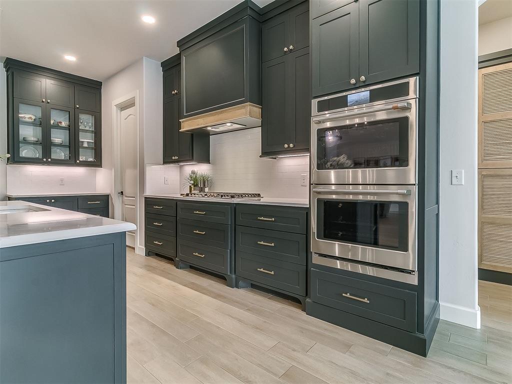 2030 Ladera Lane