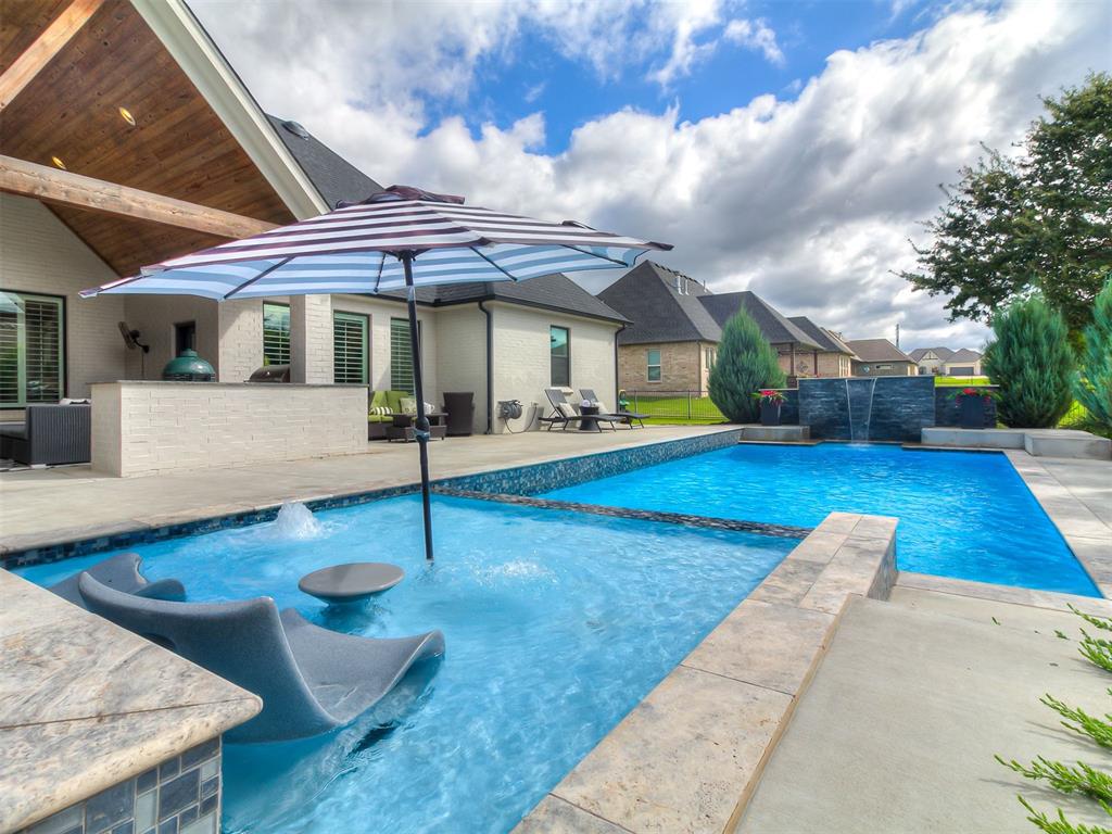 2030 Ladera Lane