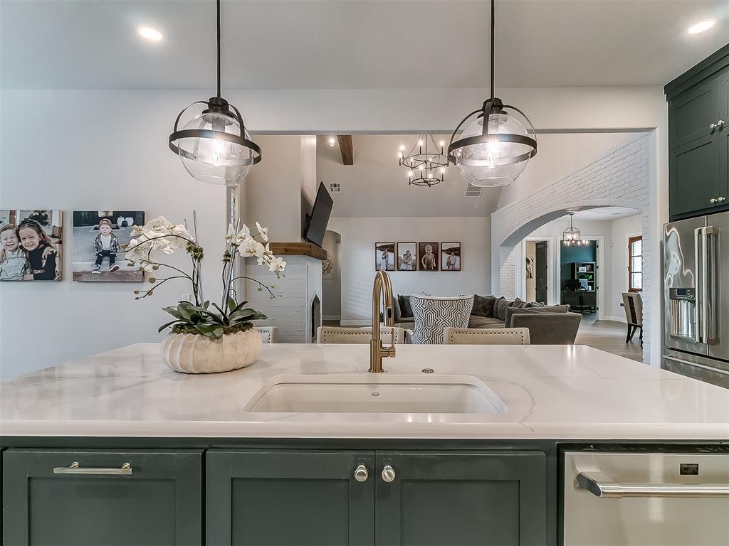 2030 Ladera Lane