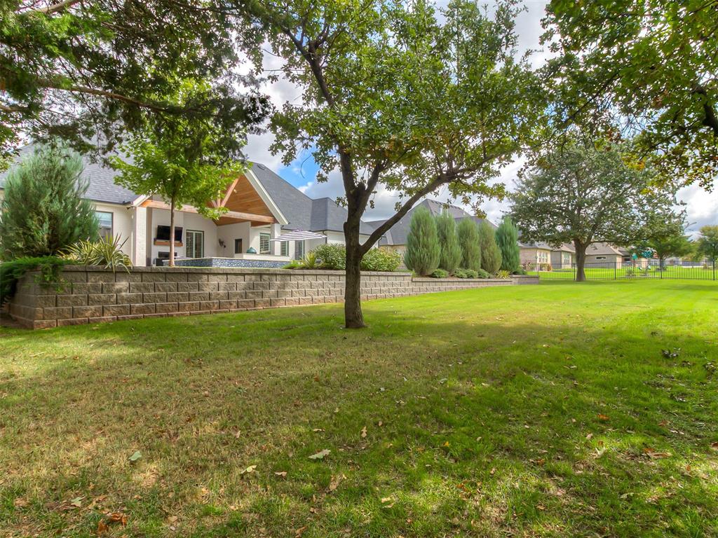 2030 Ladera Lane