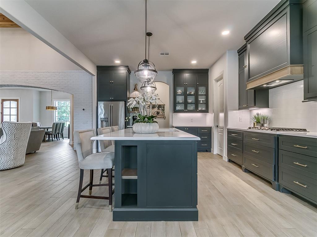 2030 Ladera Lane