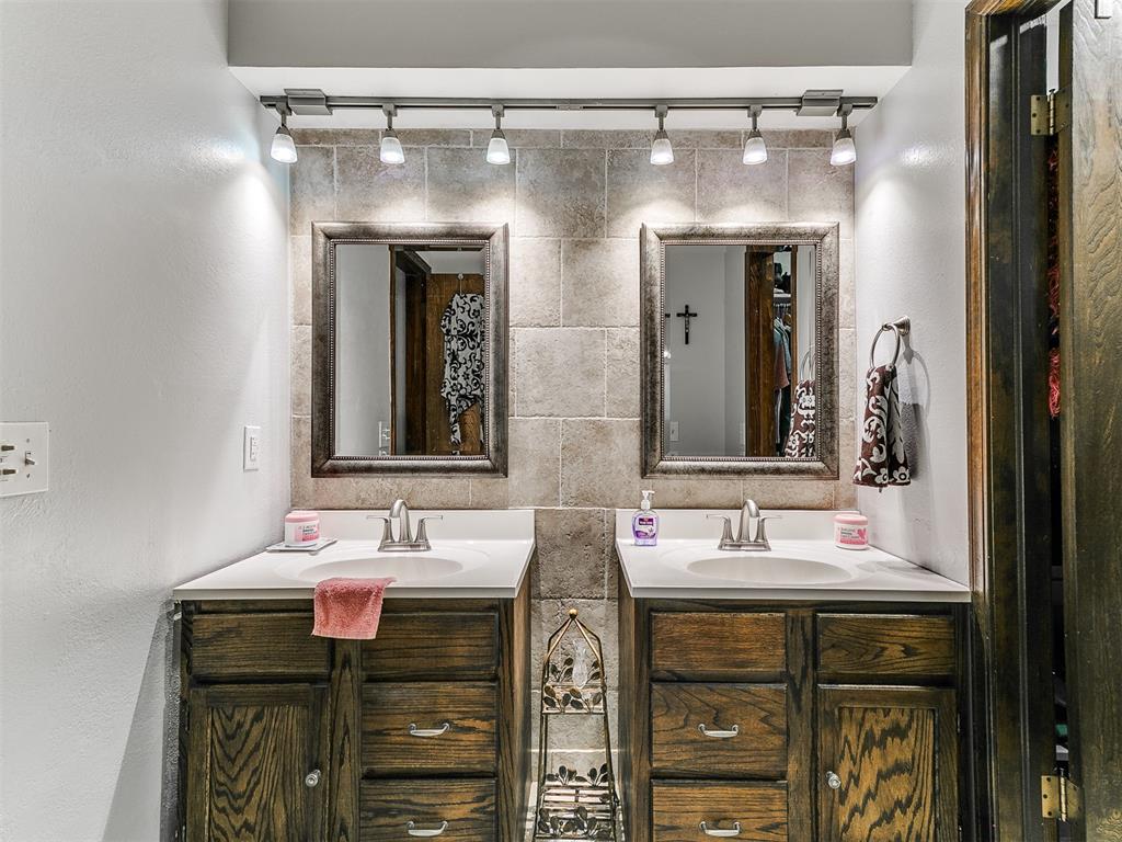 5716 NW 31st Street