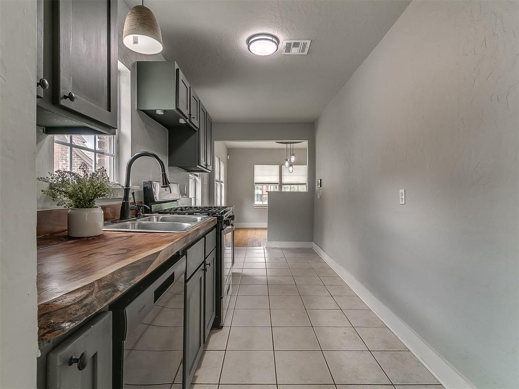 2400 NW 22nd Street