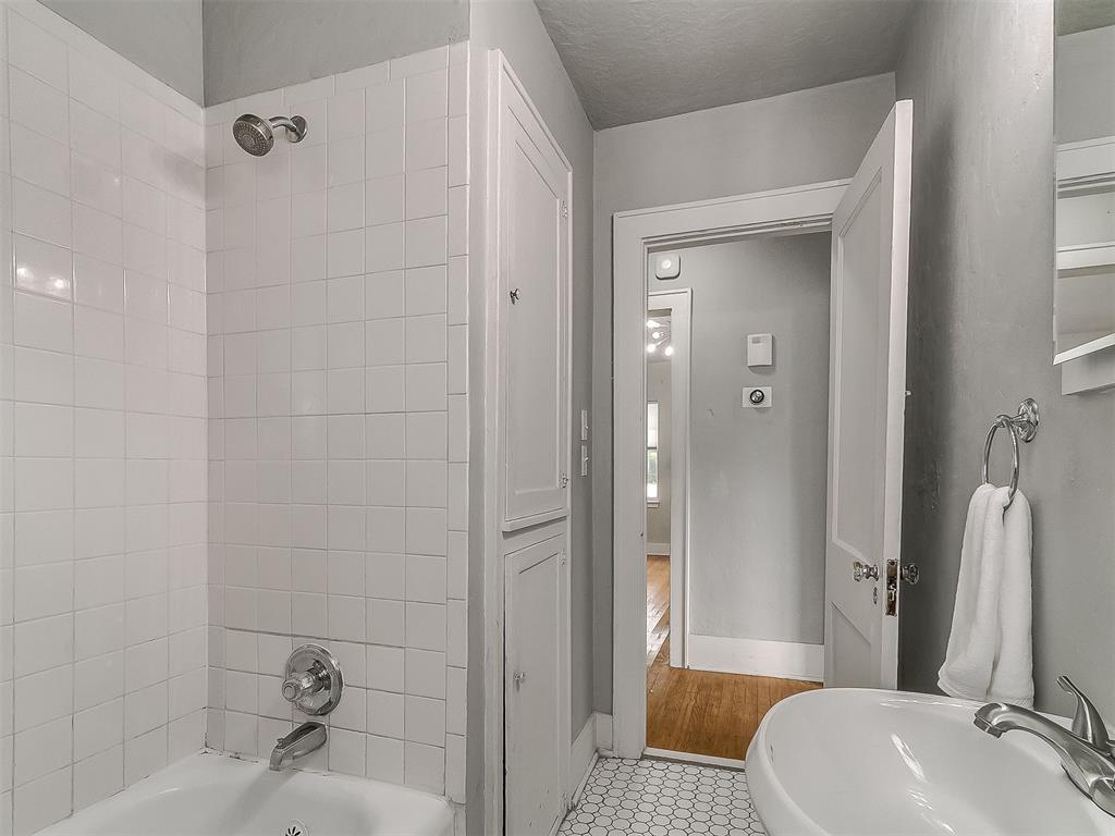 2400 NW 22nd Street