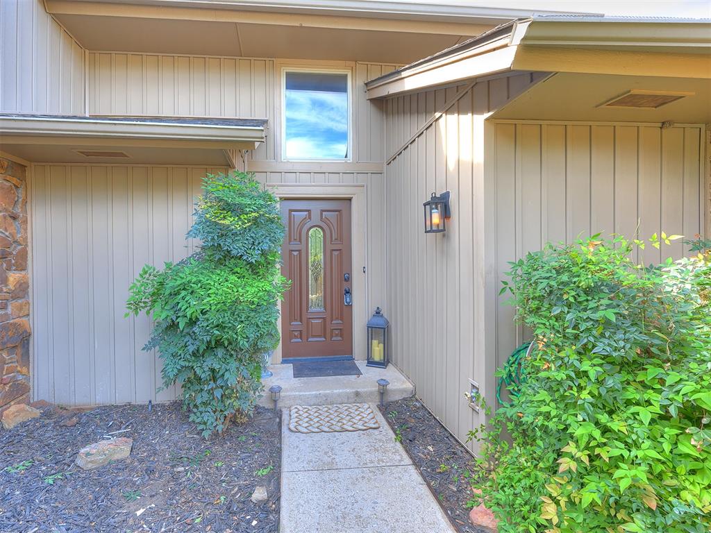 14045 Apache Drive