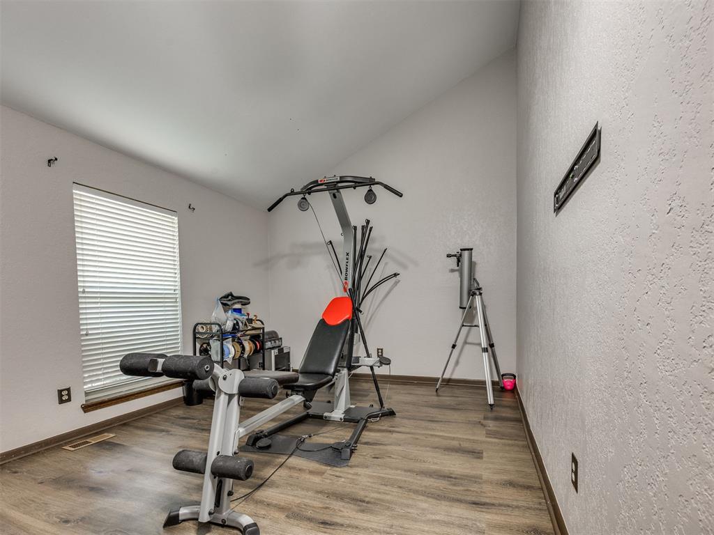 14045 Apache Drive