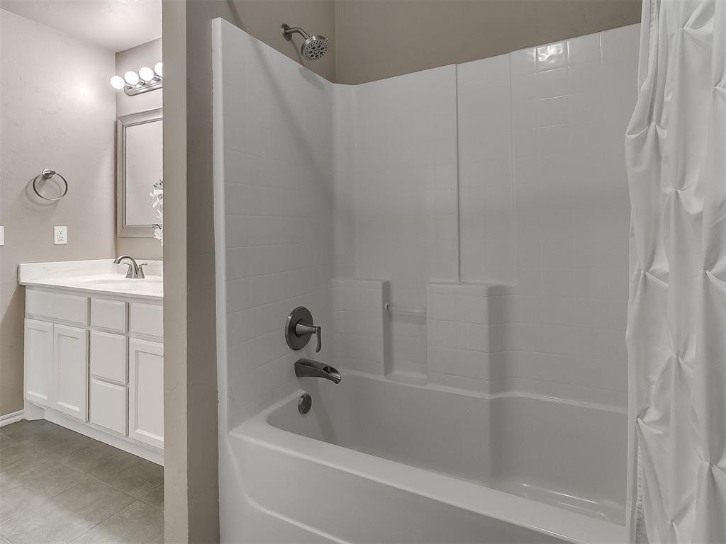 21222 Robin Ridge Lane