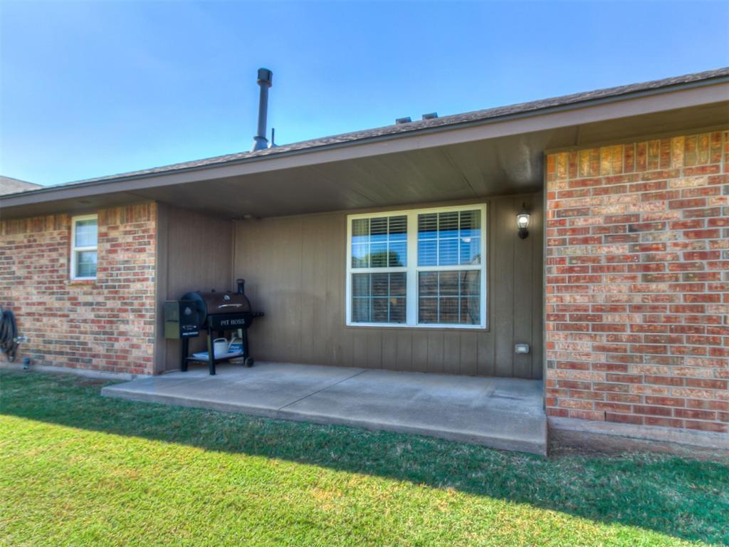 21222 Robin Ridge Lane