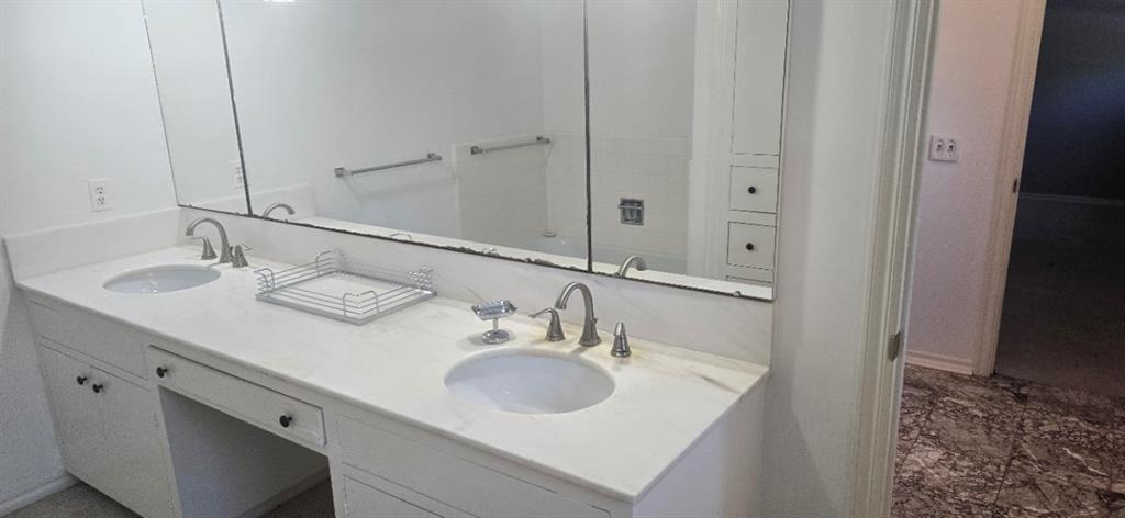 6345 Glenbrook Court