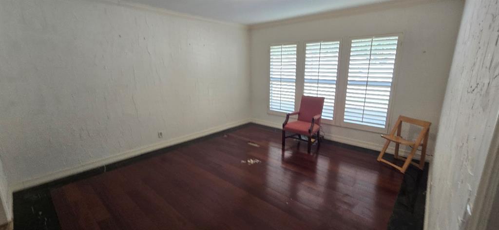 6345 Glenbrook Court