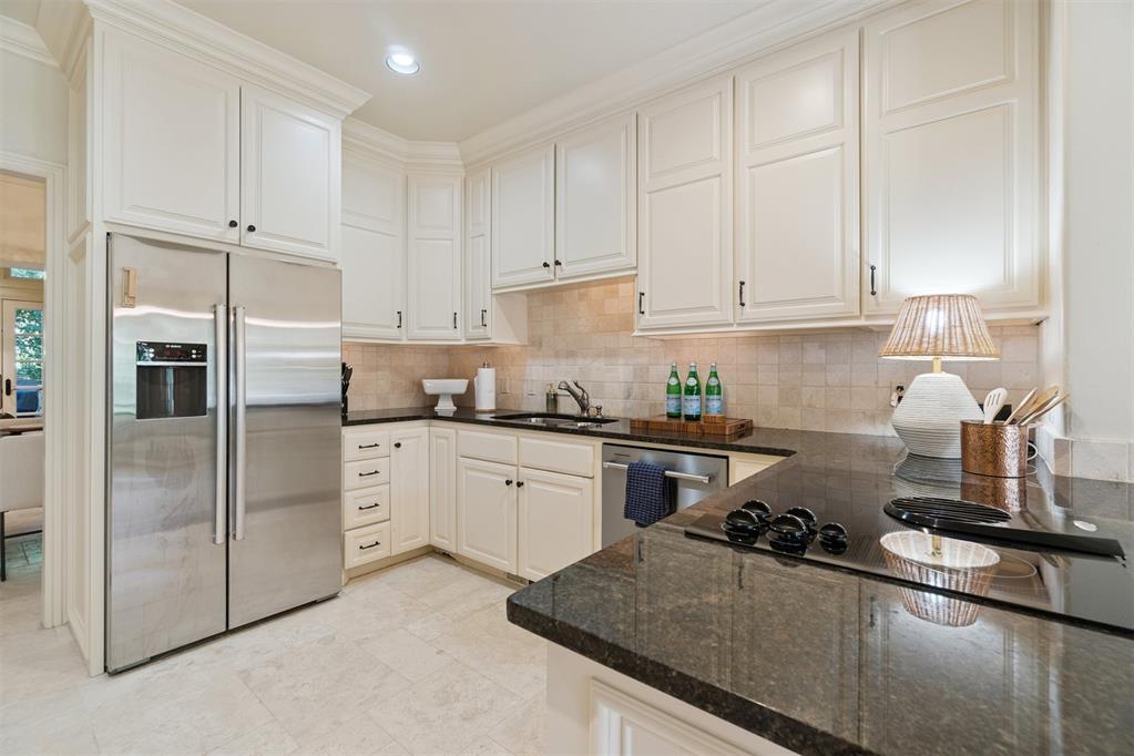 6132 Stonegate Place