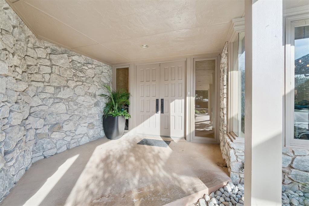 6132 Stonegate Place