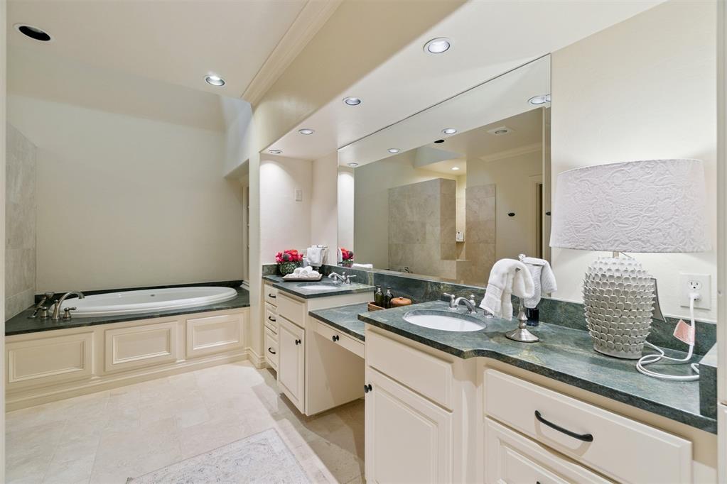 6132 Stonegate Place