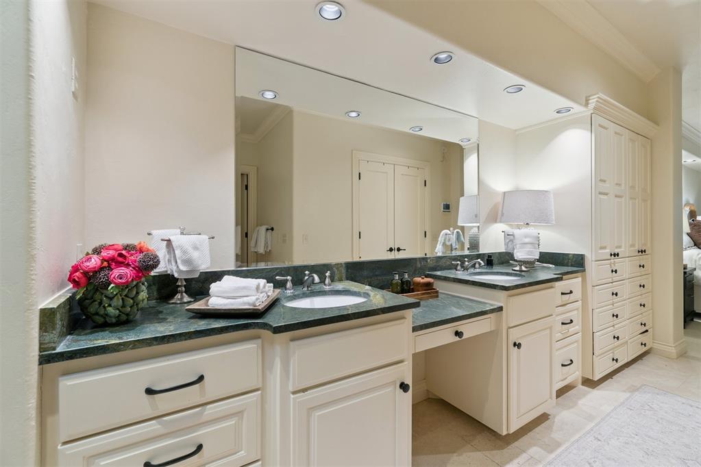 6132 Stonegate Place