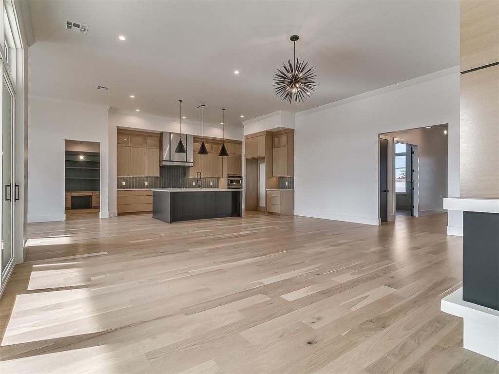 6308 NW 150th Terrace