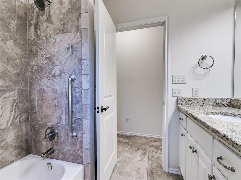 5612 NW 126th Street