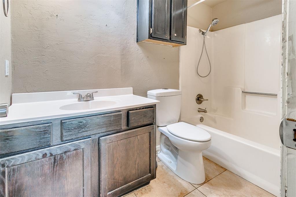 8309 S Brookline Avenue