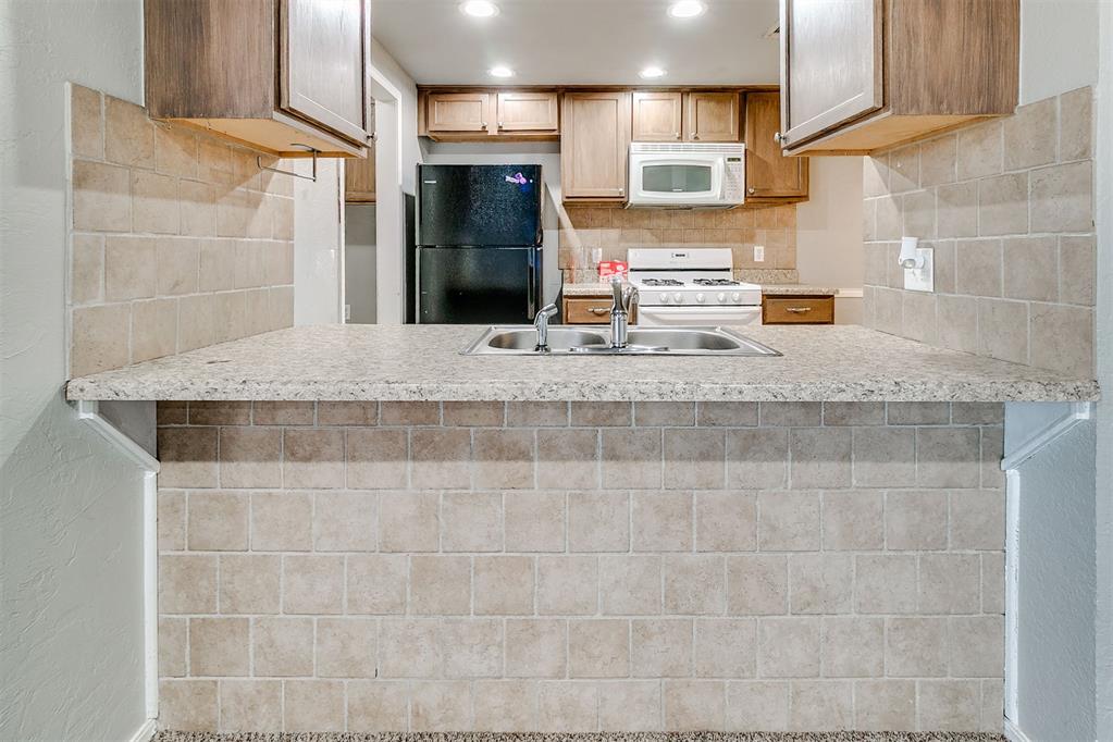 8309 S Brookline Avenue