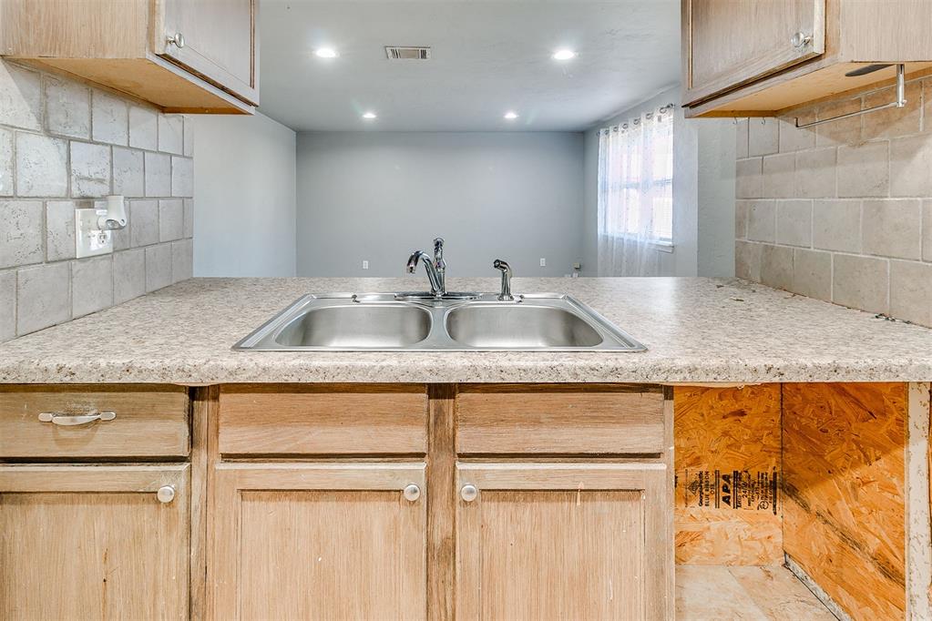 8309 S Brookline Avenue