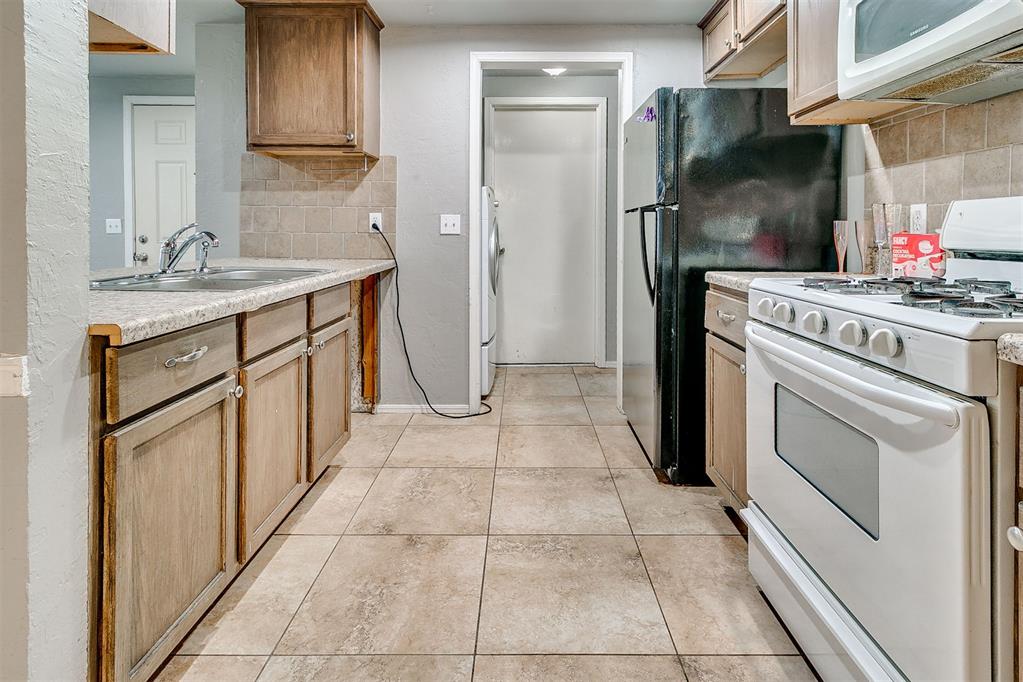 8309 S Brookline Avenue