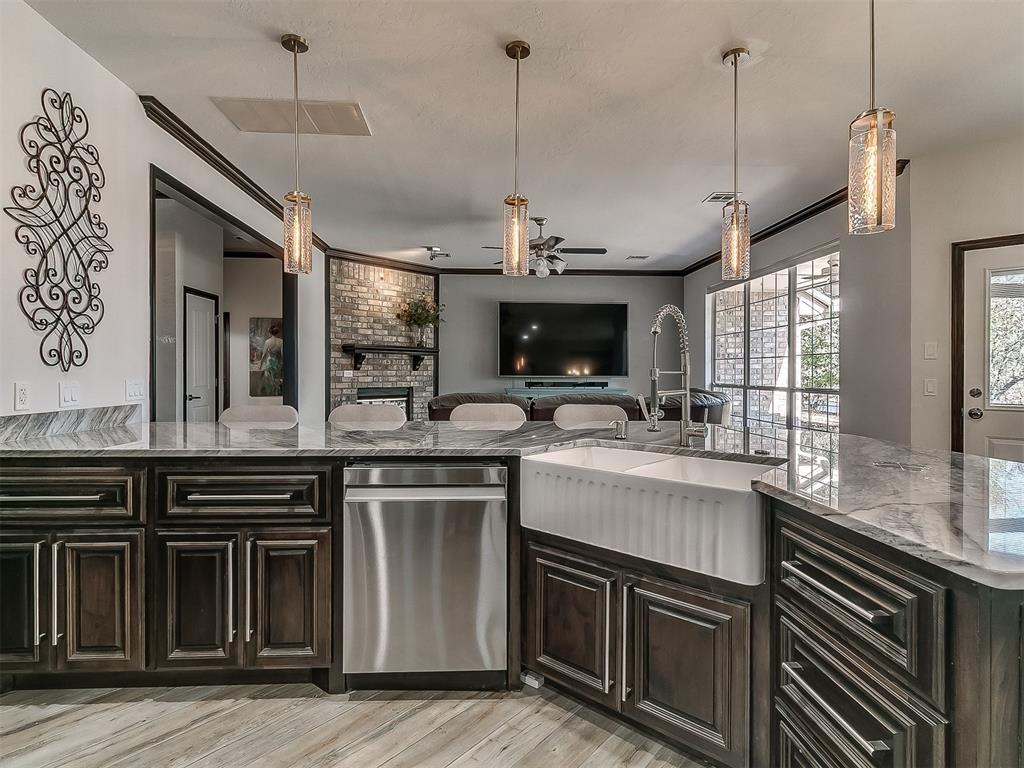 22622 Graces Terrace