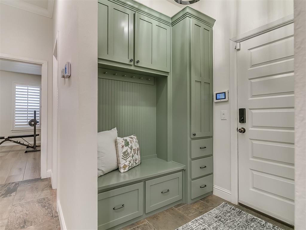 5017 Tower Bridge Court