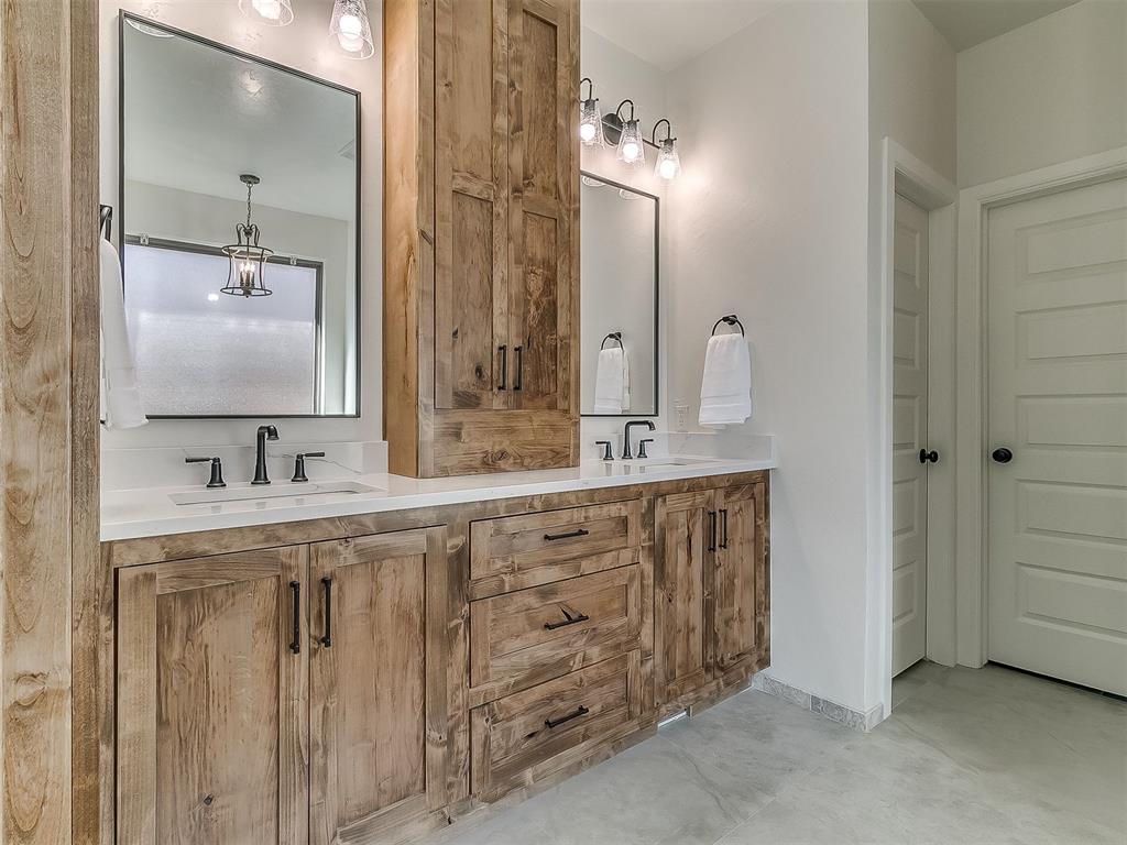 5017 Tower Bridge Court