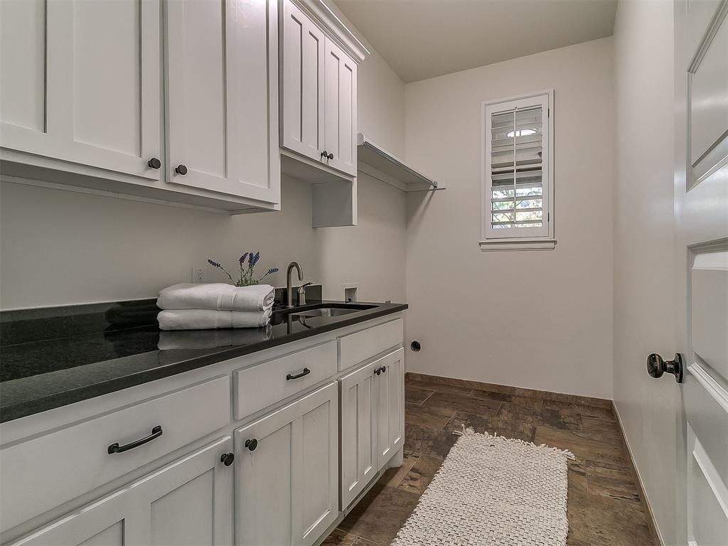 5017 Tower Bridge Court