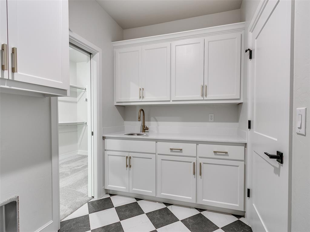 4559 Red Cedar Avenue