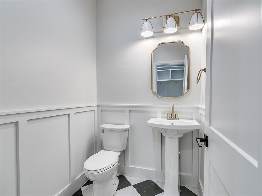 4559 Red Cedar Avenue