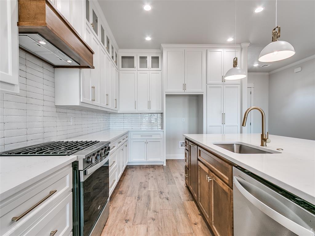 4559 Red Cedar Avenue