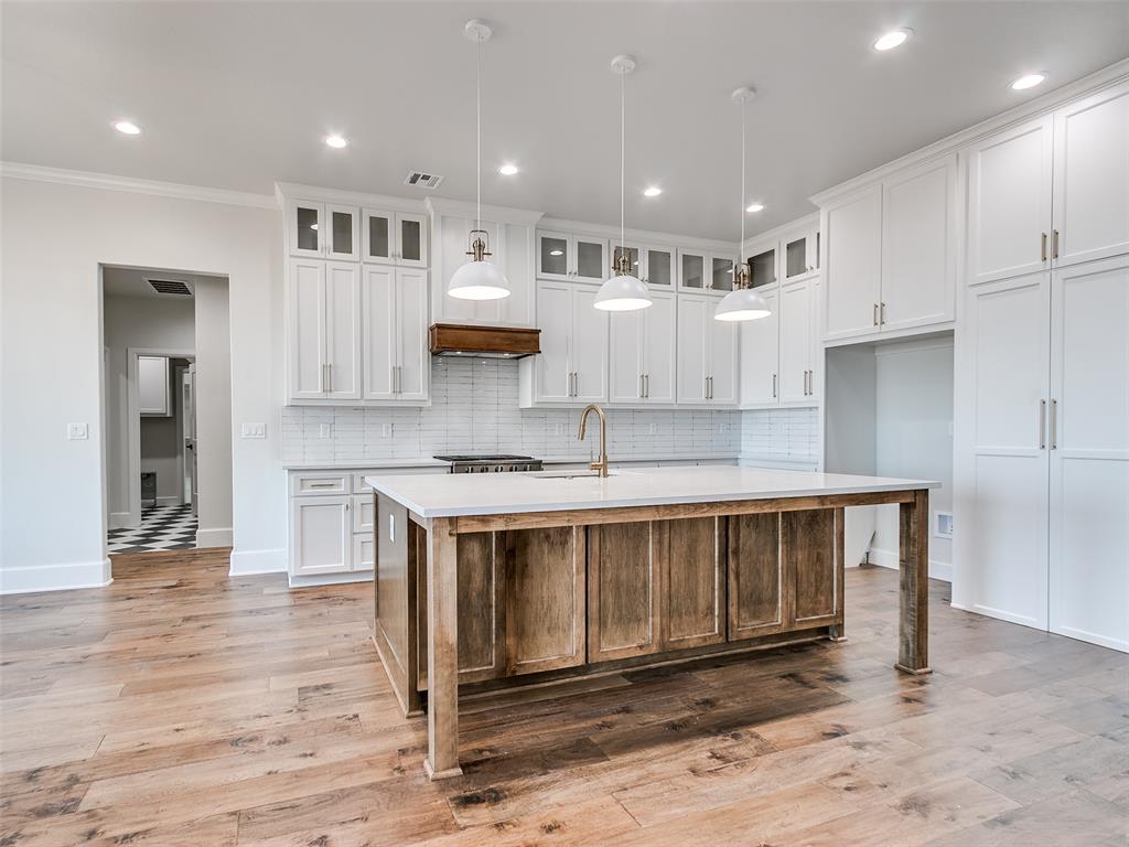 4559 Red Cedar Avenue