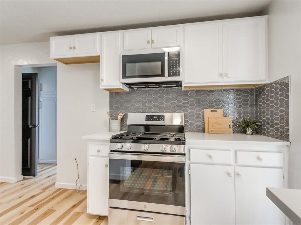 315 W Toronto Avenue