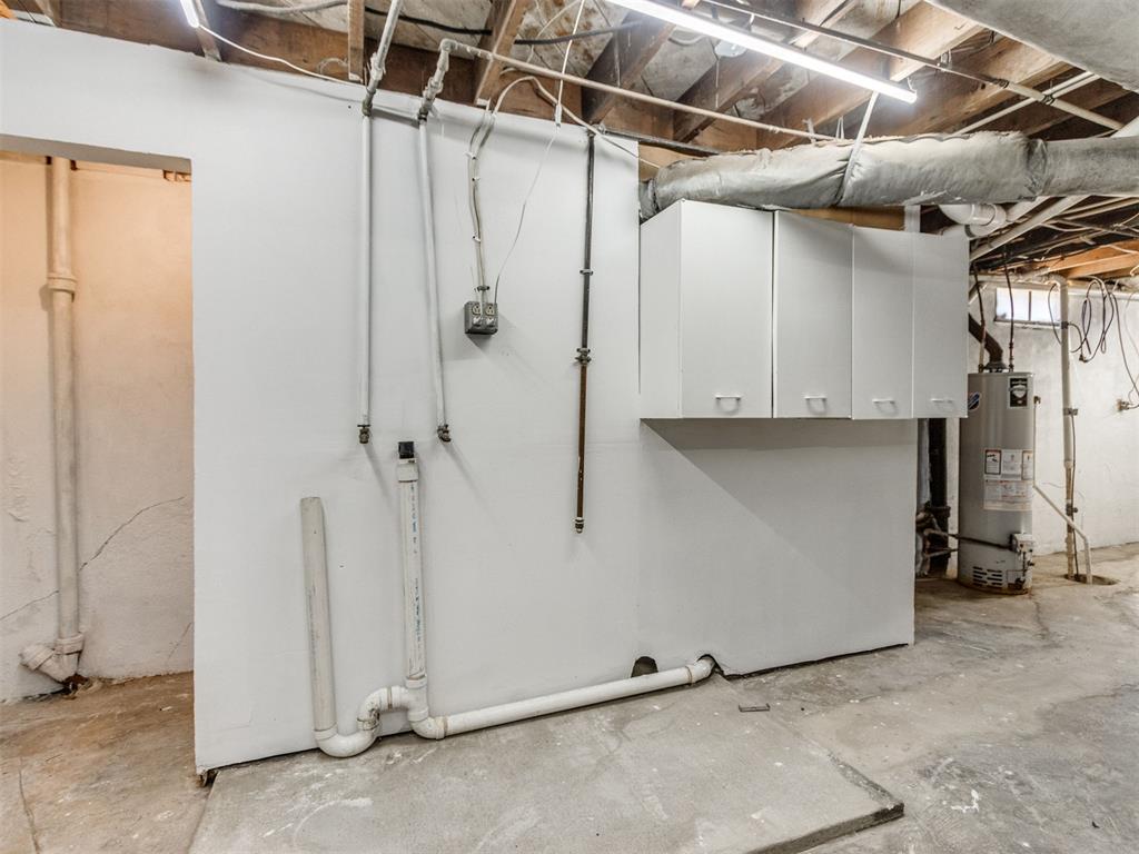 315 W Toronto Avenue