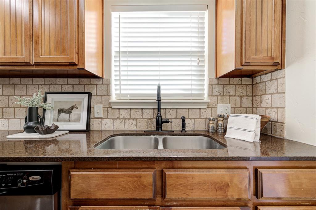 2712 NW 186th Street