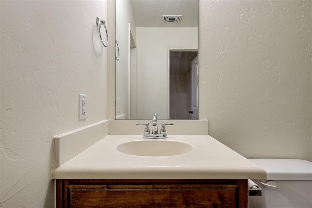 2712 NW 186th Street