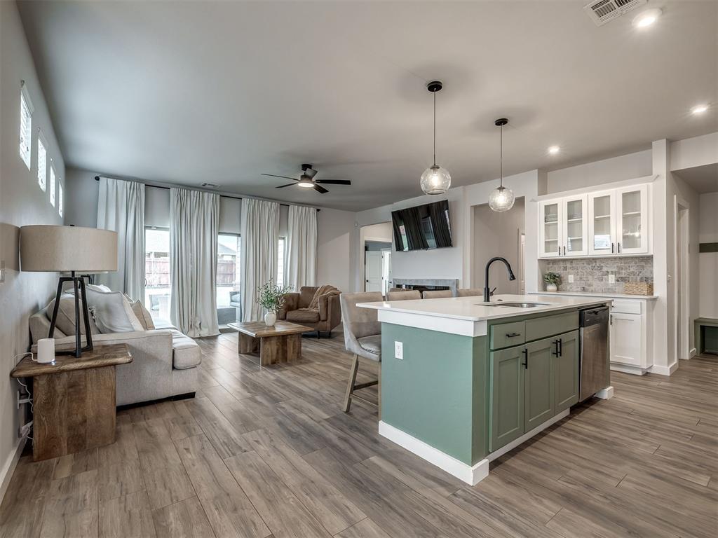 11125 SW 32nd Street