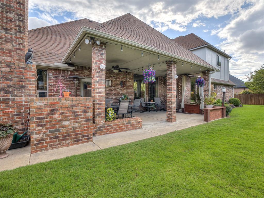 1509 Briar Meade Circle