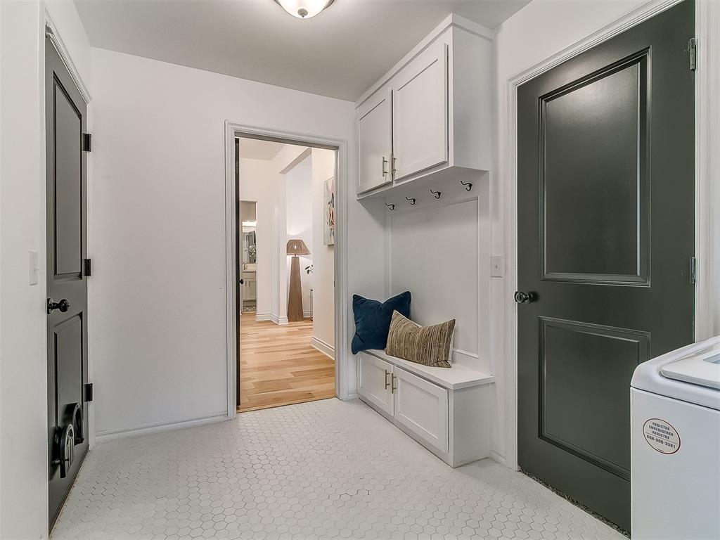 3828 NW 177th Street