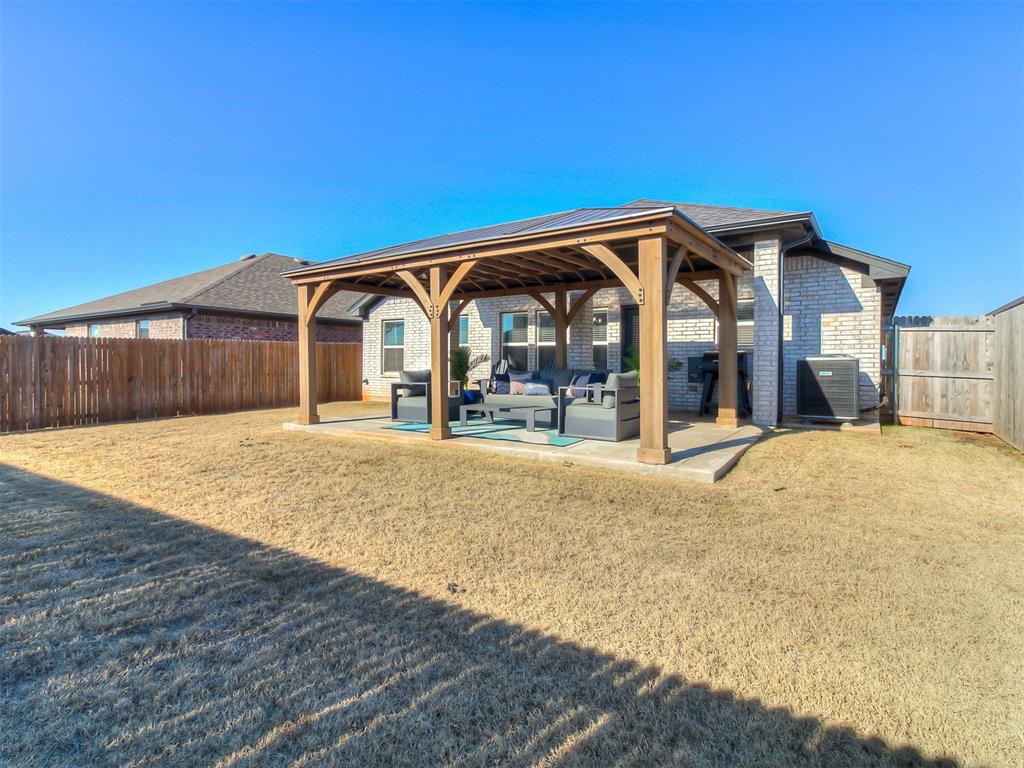 3828 NW 177th Street