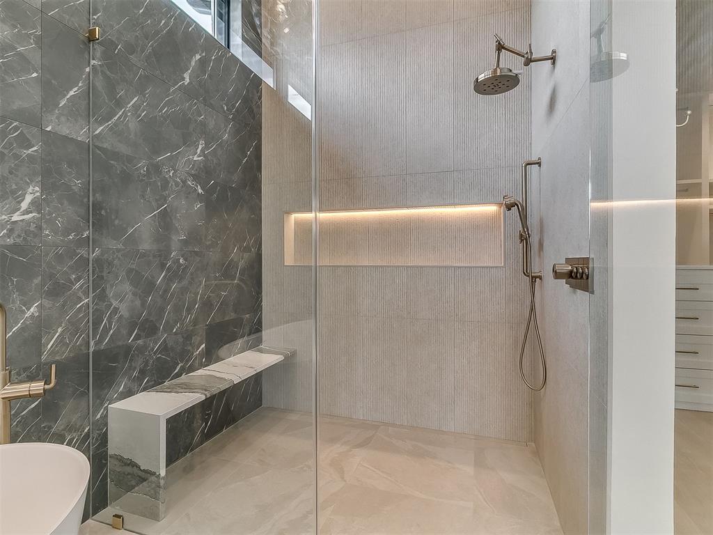 909 NW 157th Terrace