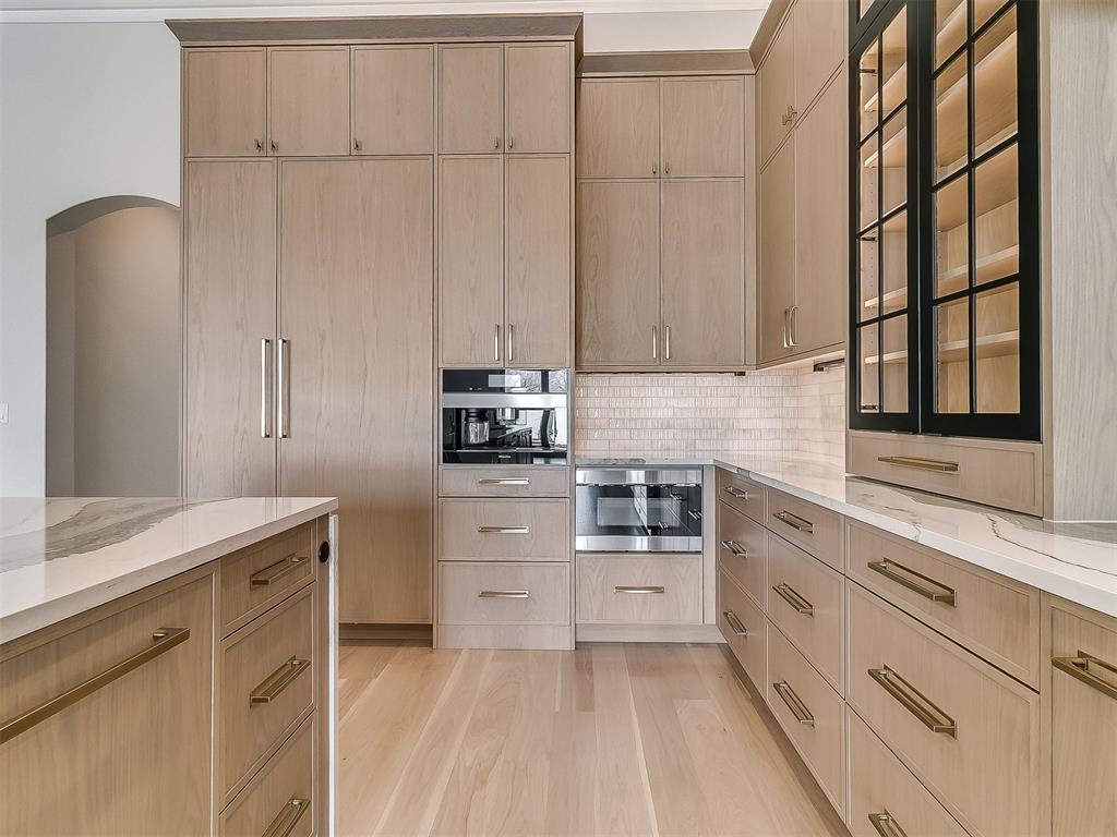 909 NW 157th Terrace