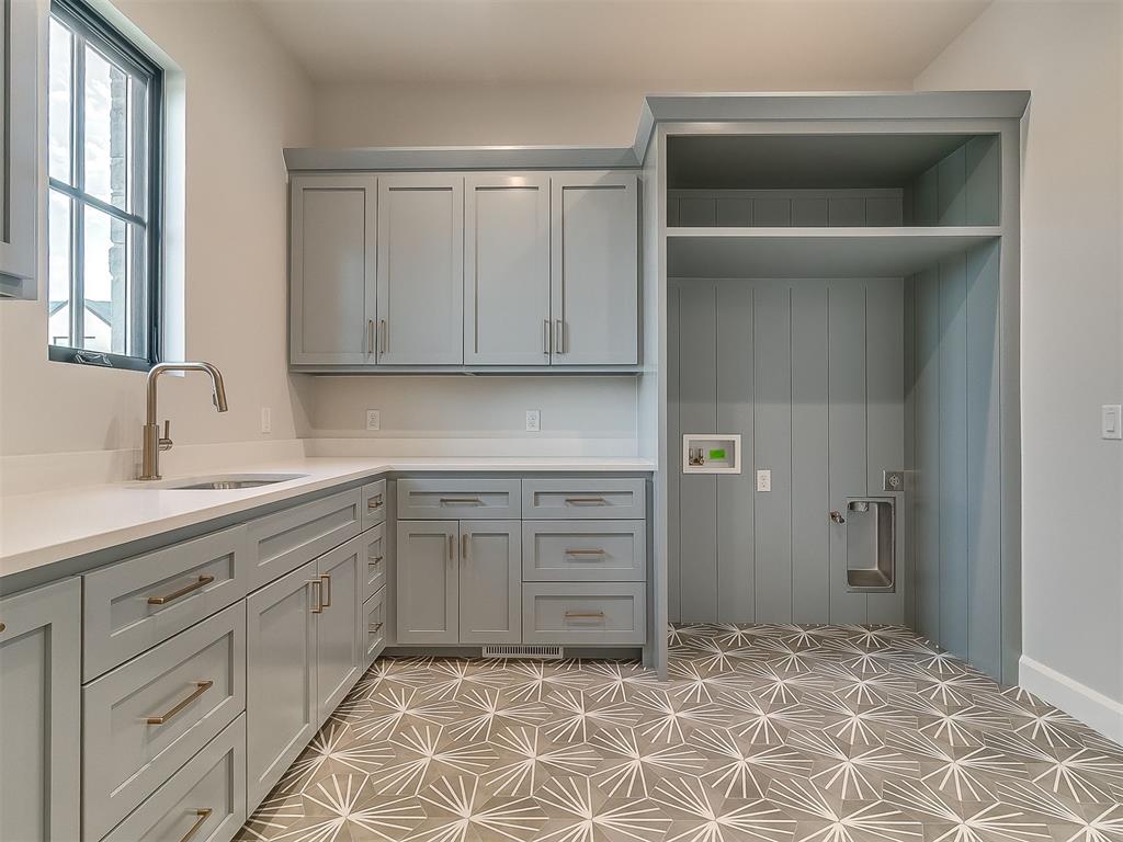 909 NW 157th Terrace