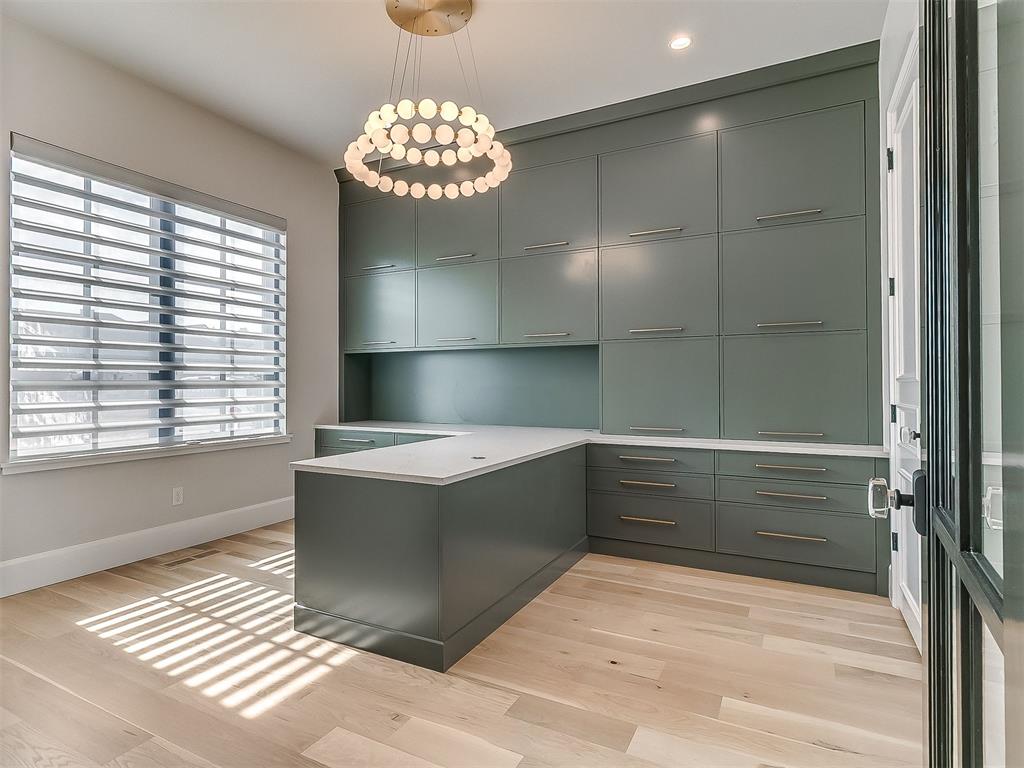 909 NW 157th Terrace