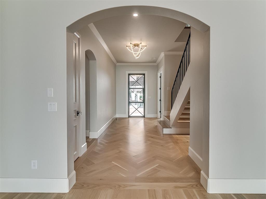 909 NW 157th Terrace