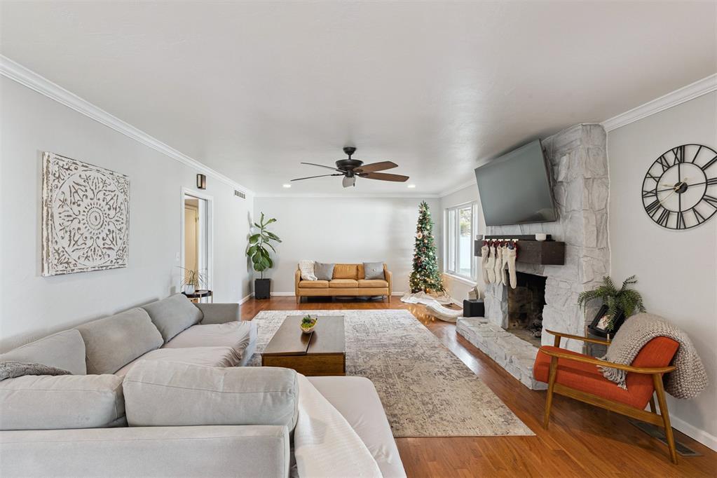 6217 N Drexel Boulevard