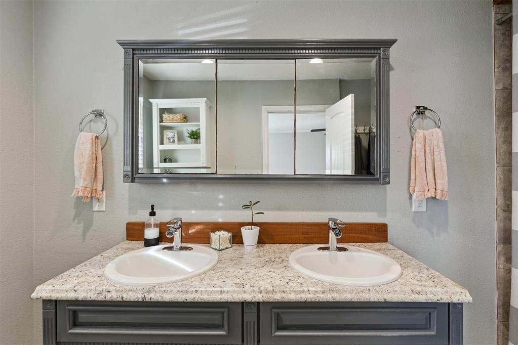 6217 N Drexel Boulevard