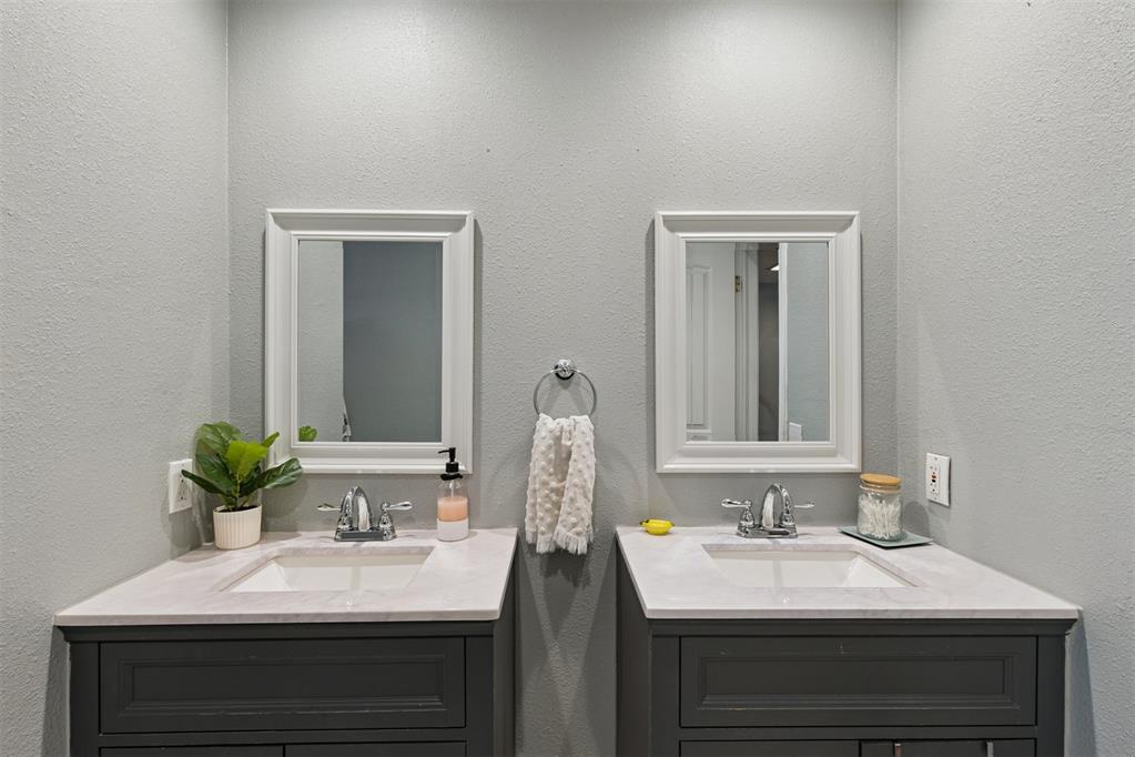 6217 N Drexel Boulevard